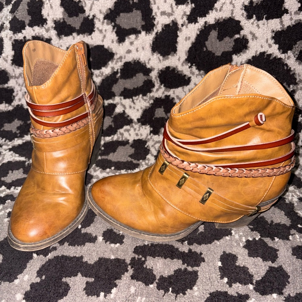 SO booties.